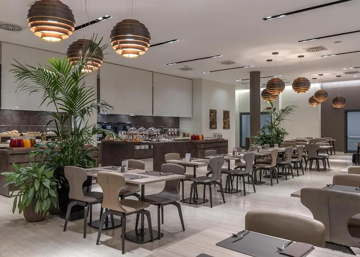 Hilton Garden Inn North