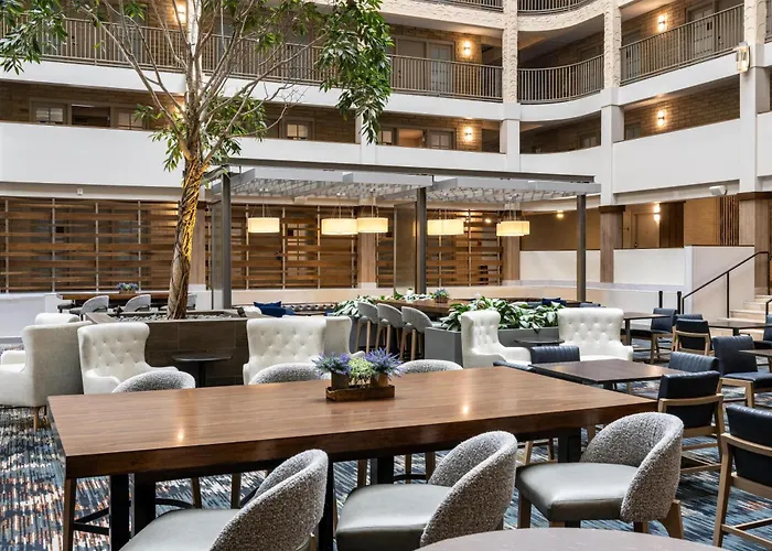 Resorts Guide Embassy Suites By Hilton Bloomington/Minneapolis