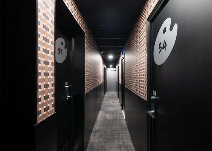 Family resorts Ibis Styles Paris Cadet Lafayette
