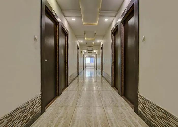 Cheap hotel: Hotel O Csfc