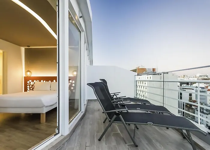  Ibis Styles Lisboa Centro Marquês de Pombal
