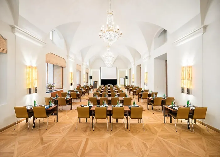 Mandarin Oriental,