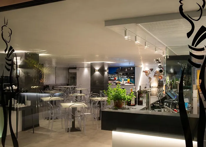 Hotel Sayonara