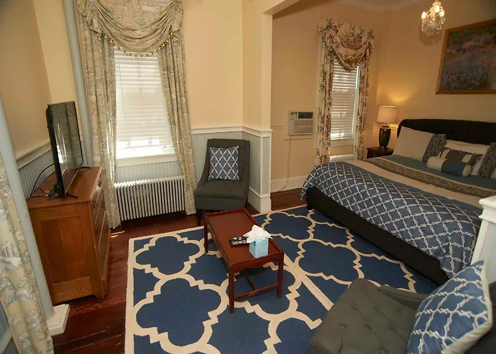 Bed and Breakfast Bellevue Manor
