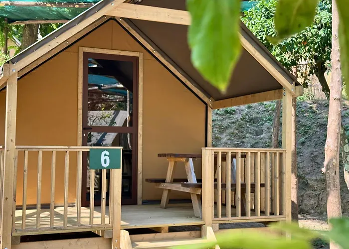 Hostel & Glamping Santa Fortunata