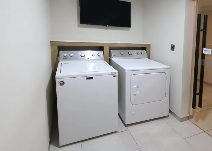 Holiday Inn Express Monterrey Galerias-San Jeronimo, an IHG Hotel