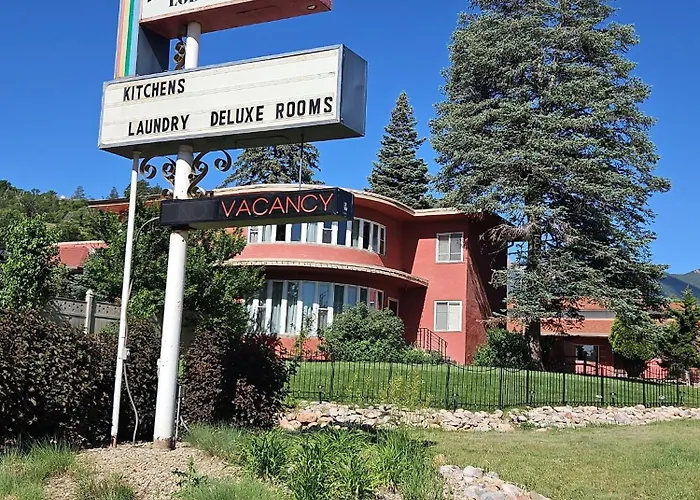 Rainbow Lodge And Inn
