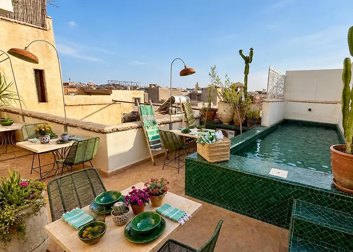 103 Riad Chelsie Pool Rooftop & Hammam
