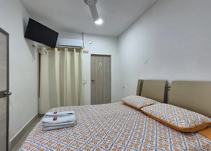 Hotel Luxury Plaza