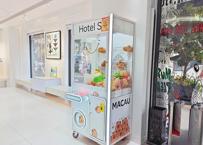  Macau S