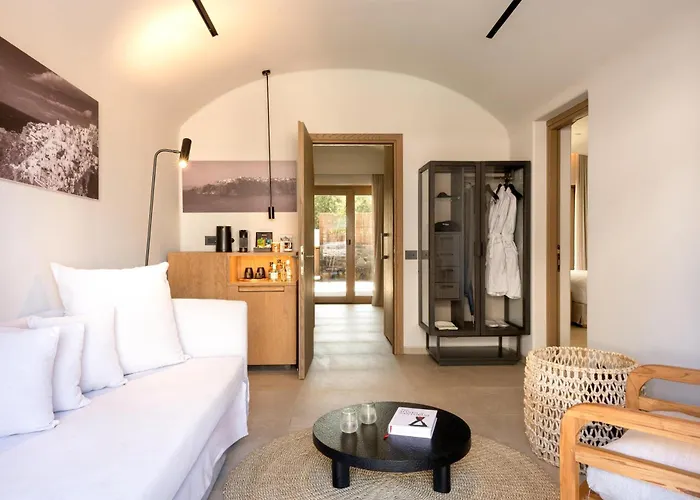 Radisson Blu Zaffron Resort, Santorini (Adults Only)