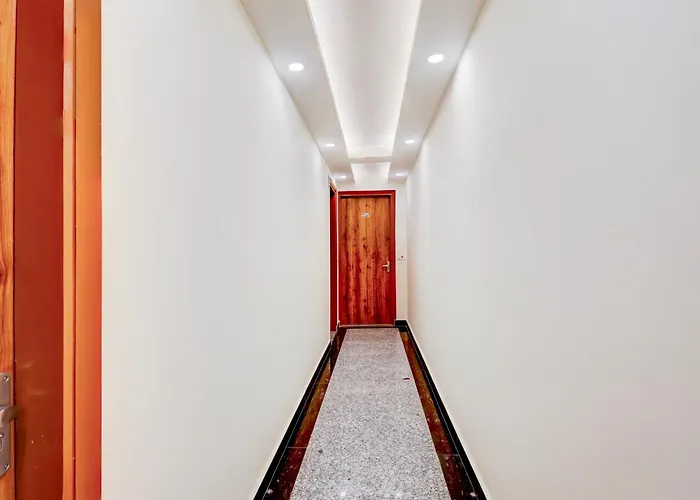 Shree Jii Luxury Hotel