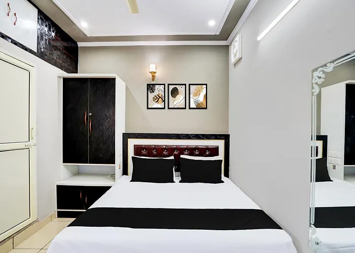 Spot On Hotel Luxury