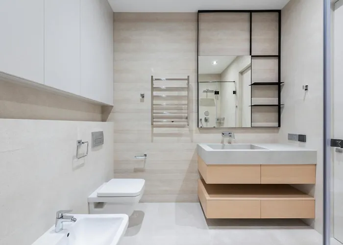 Hotel The Pacific Suites Near Igi Delhi Airport