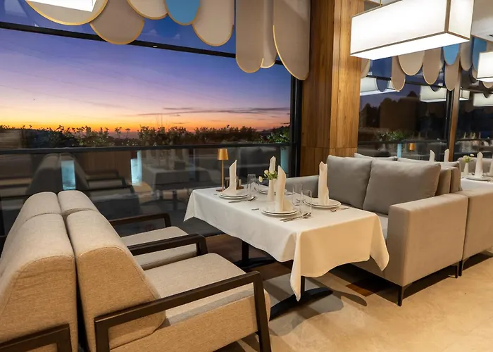 Zafaron Premium Hotel