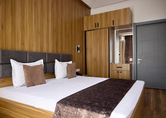Amir Hotel