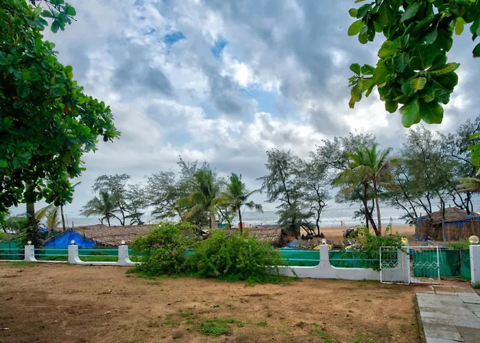 Baga Village-70 Mtrs From The Baga Beach