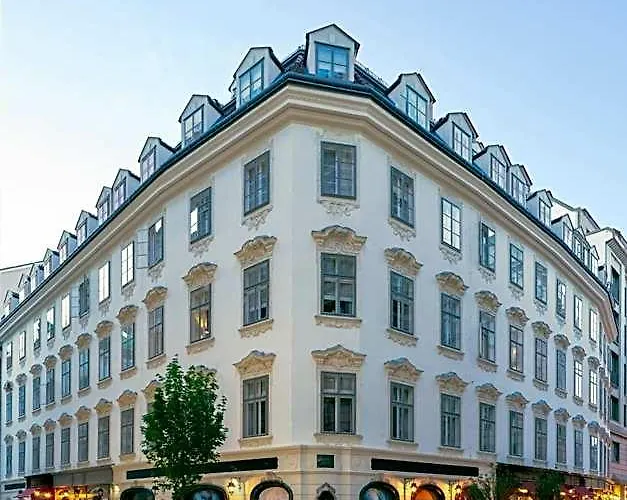 Hotel 5 Estrellas Leo Grand