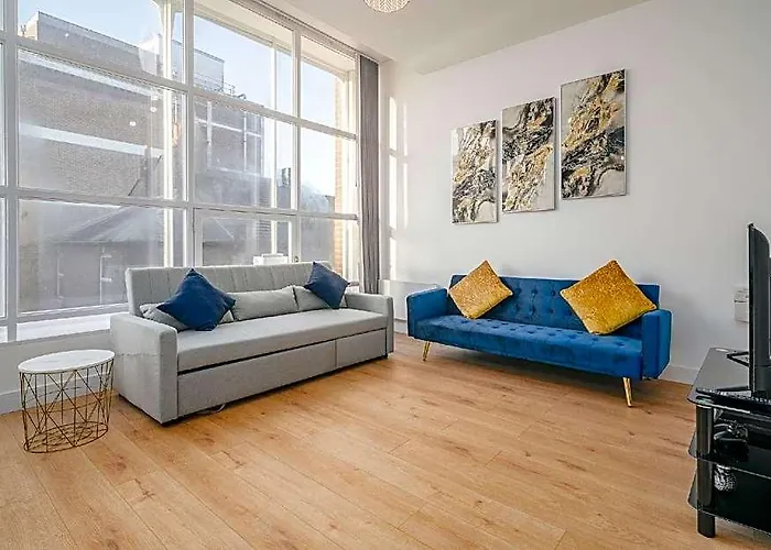 Wellington Street 2 Bed
