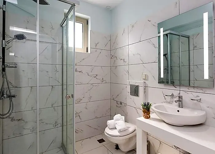 Villa Vera - With Private Pool & Jacuzzi