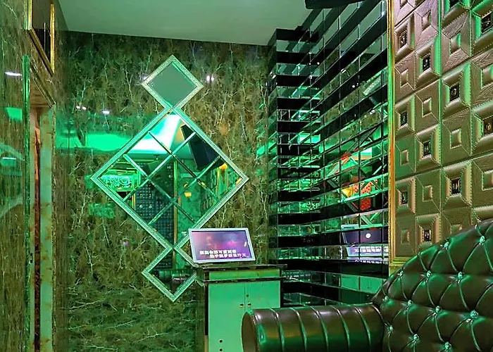 Diamond Lake Hotel Ktv&Dancing Bar