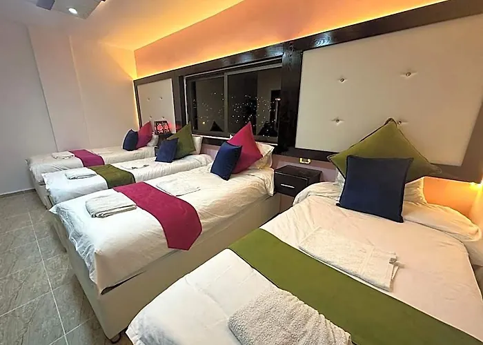 Petra Guests Hotel