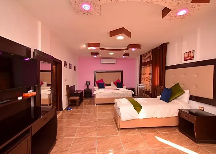Petra Guests Hotel