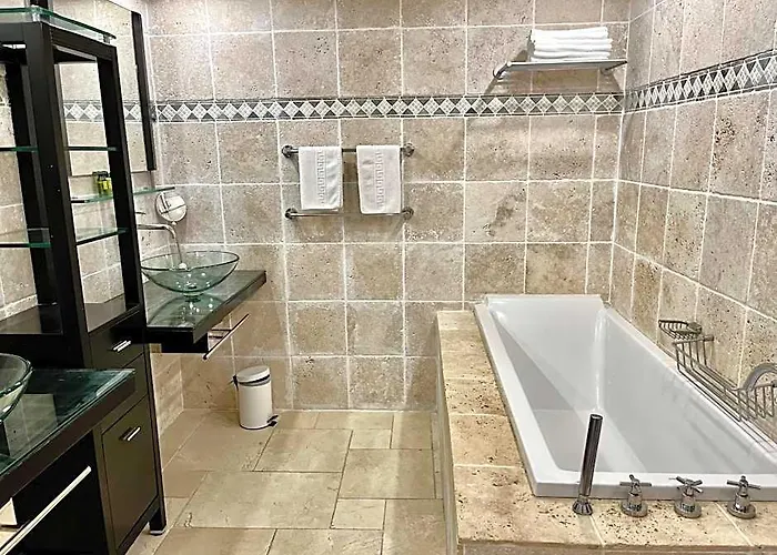 Le Domaine Anse Marcel Beach Resort