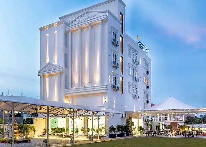 Dog friendly hotels Caesars Palace