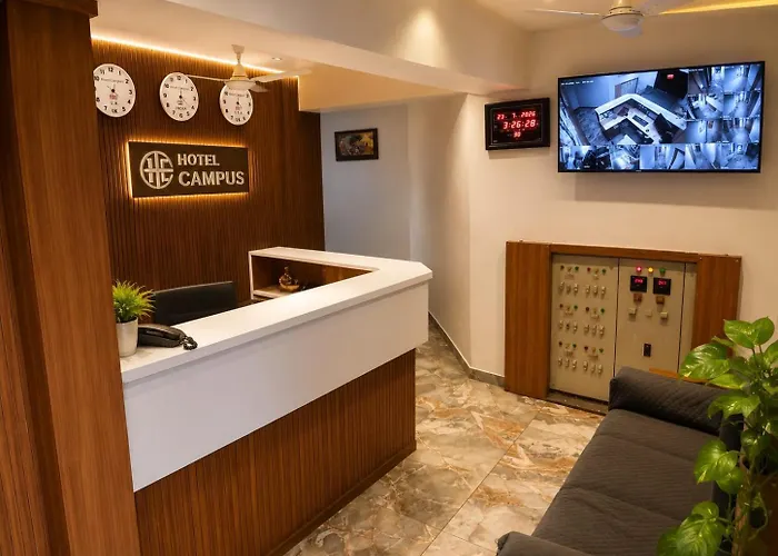 Dog friendly hotels Campus