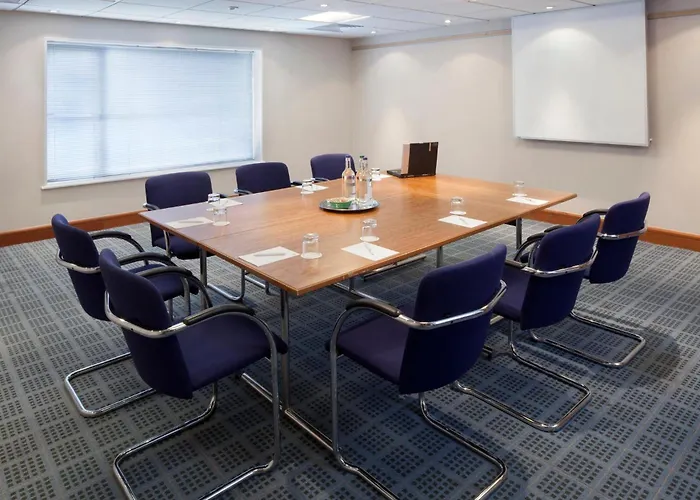 Holiday Inn Basingstoke By Ihg