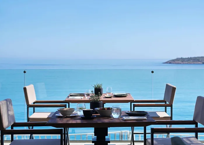  Niko Seaside Resort Mgallery (Adults Only)