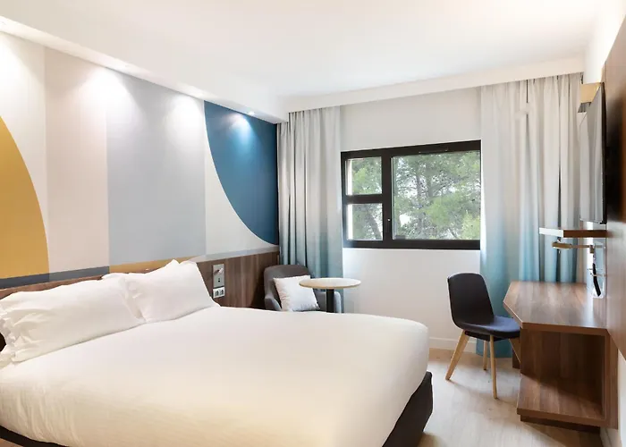 Holiday Inn - Marseille Airport By Ihg