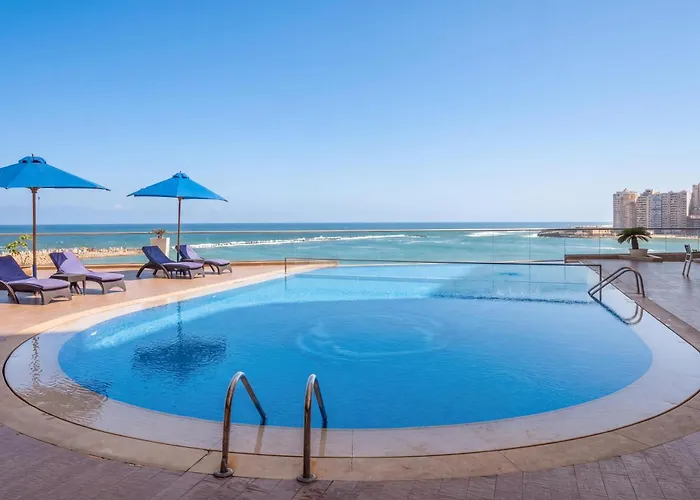 Hotels with a view Hilton Alexandria Corniche