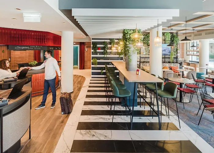 Hotels with pool Ibis Styles Wien City