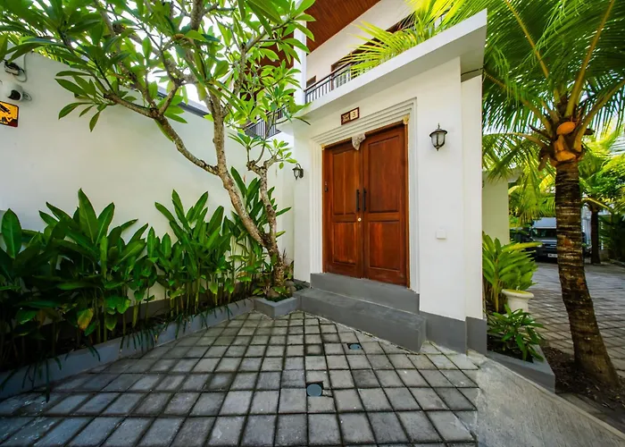 Surf Lodge