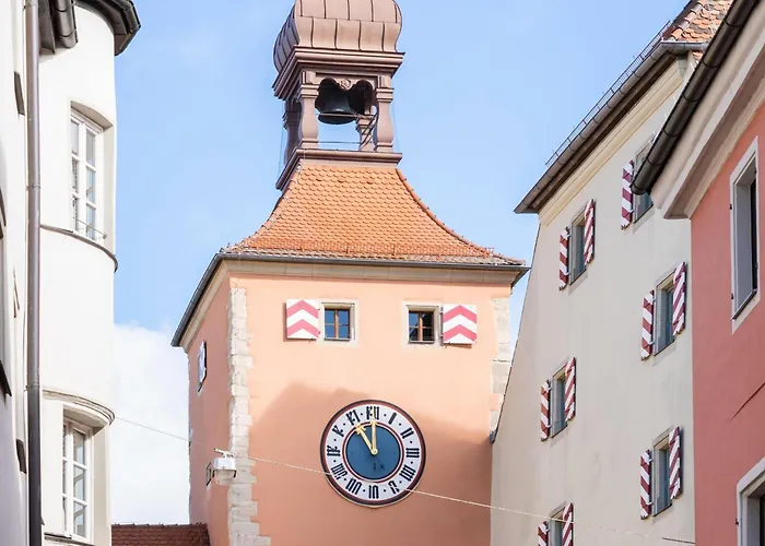 Elaya Regensburg City Center