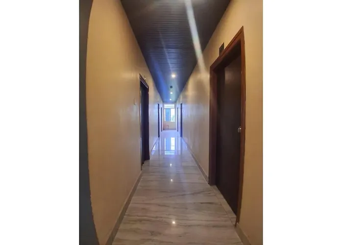 Fabhotel Ssd Grand