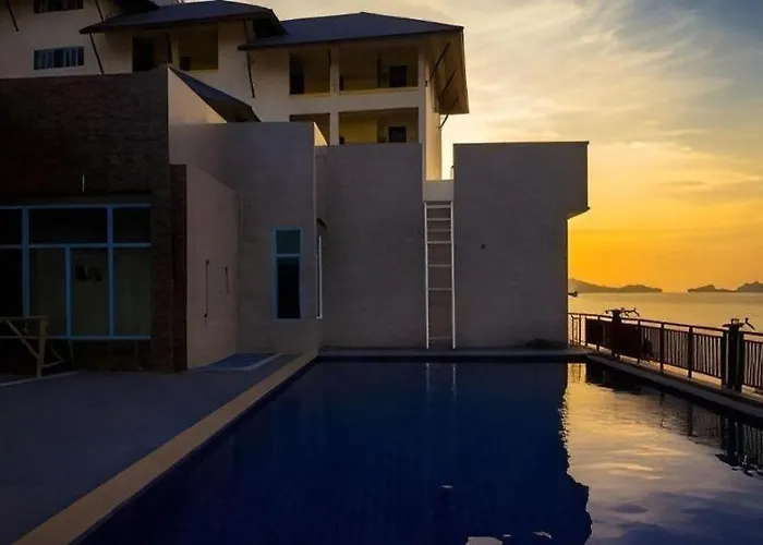 Royal Hill Satun Hotel
