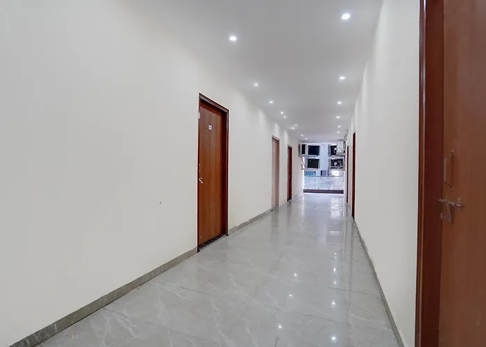 Fabhotel Rv