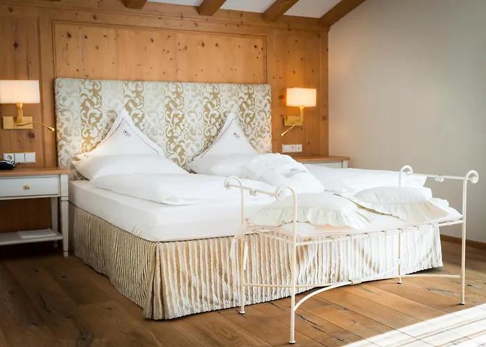 Hotel mit Hund Starkenberg
