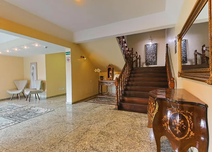 Euro Suíte Campos do Jordão By Nacional Inn - A 800 metros da Vila Capivari