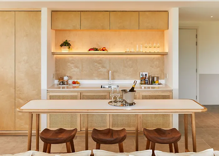 Standard, Hua Hin