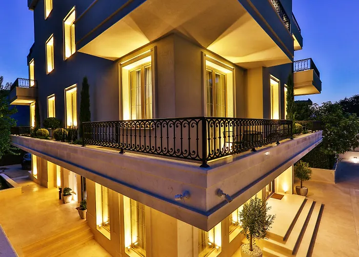Avanti Hotel & Spa