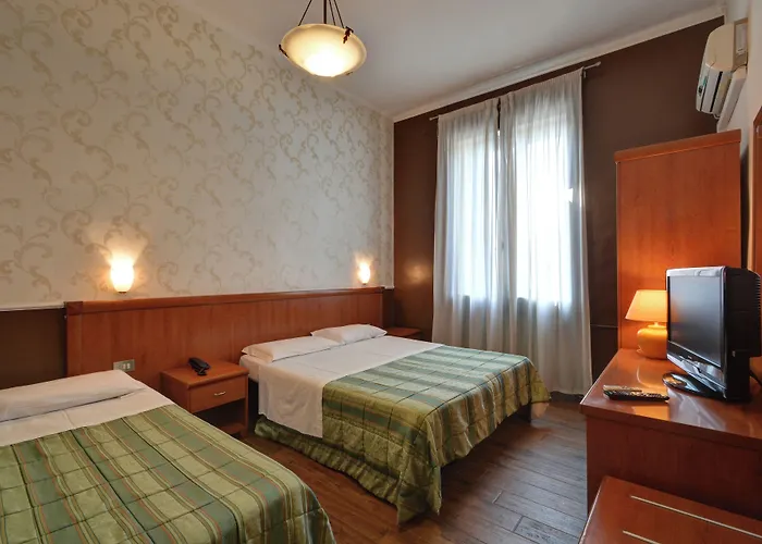 Hotel Universo