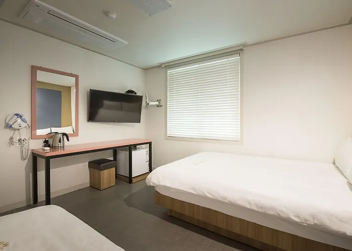 Сity center hotels Champion