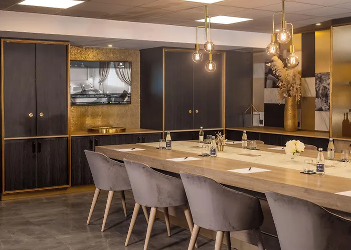 Niepce , Curio Collection By Hilton