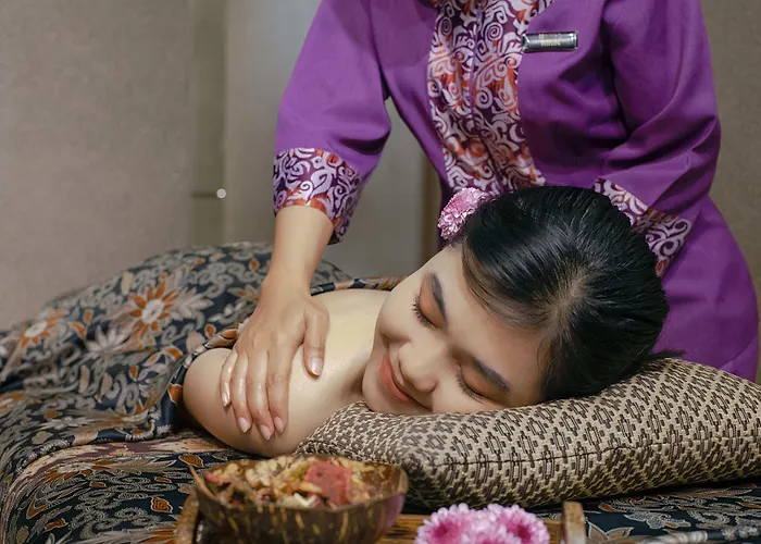 Platinum Adisucipto Hotel & Conference Center