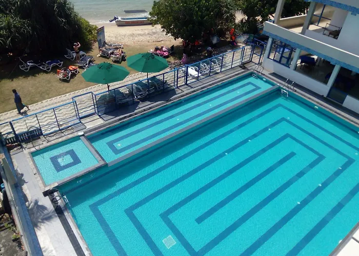Paradise Beach &Diving School