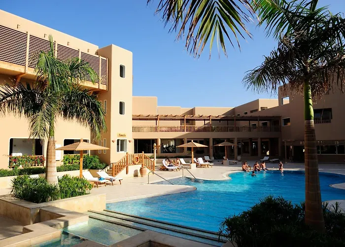 The Breakers Diving And Surfing Lodge Soma Bay